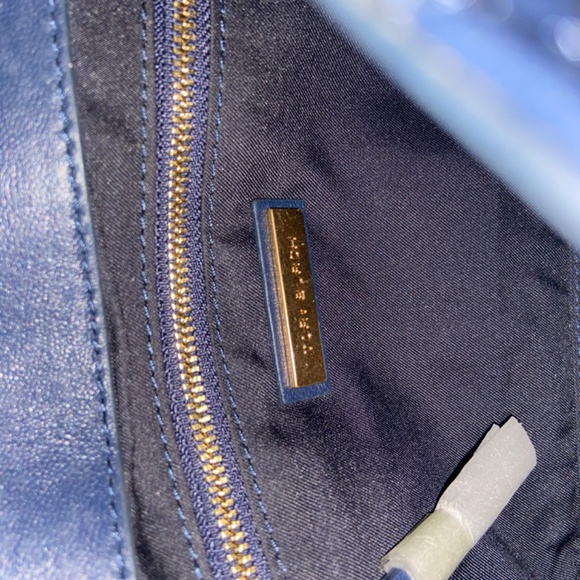 SOLD New Tory Burch Fleming Stud Large Shoulder Bag Navy - Picture 7 of 12